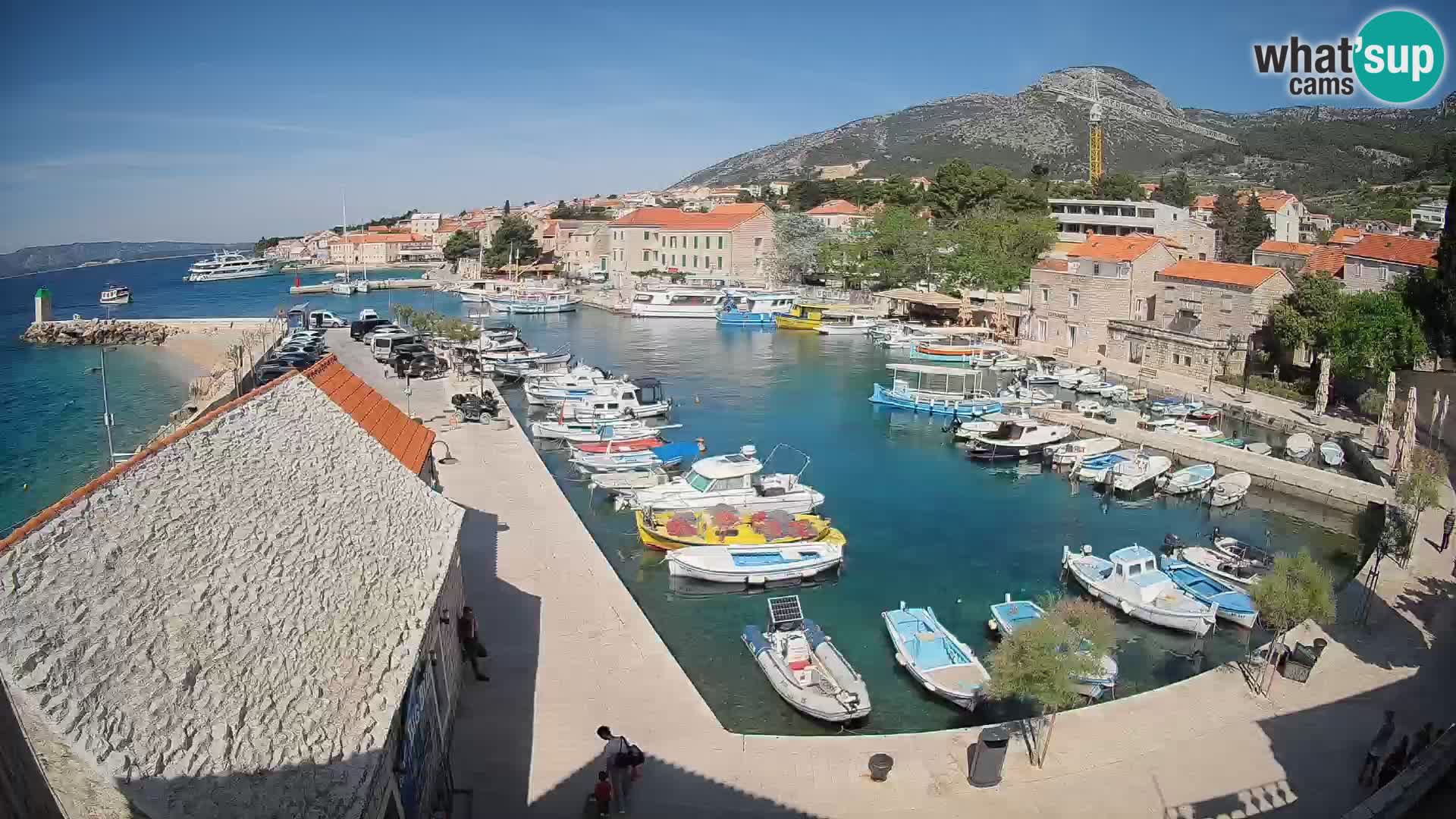 Webcam Bol Harbour – Live View of Bol Riva & Marina
