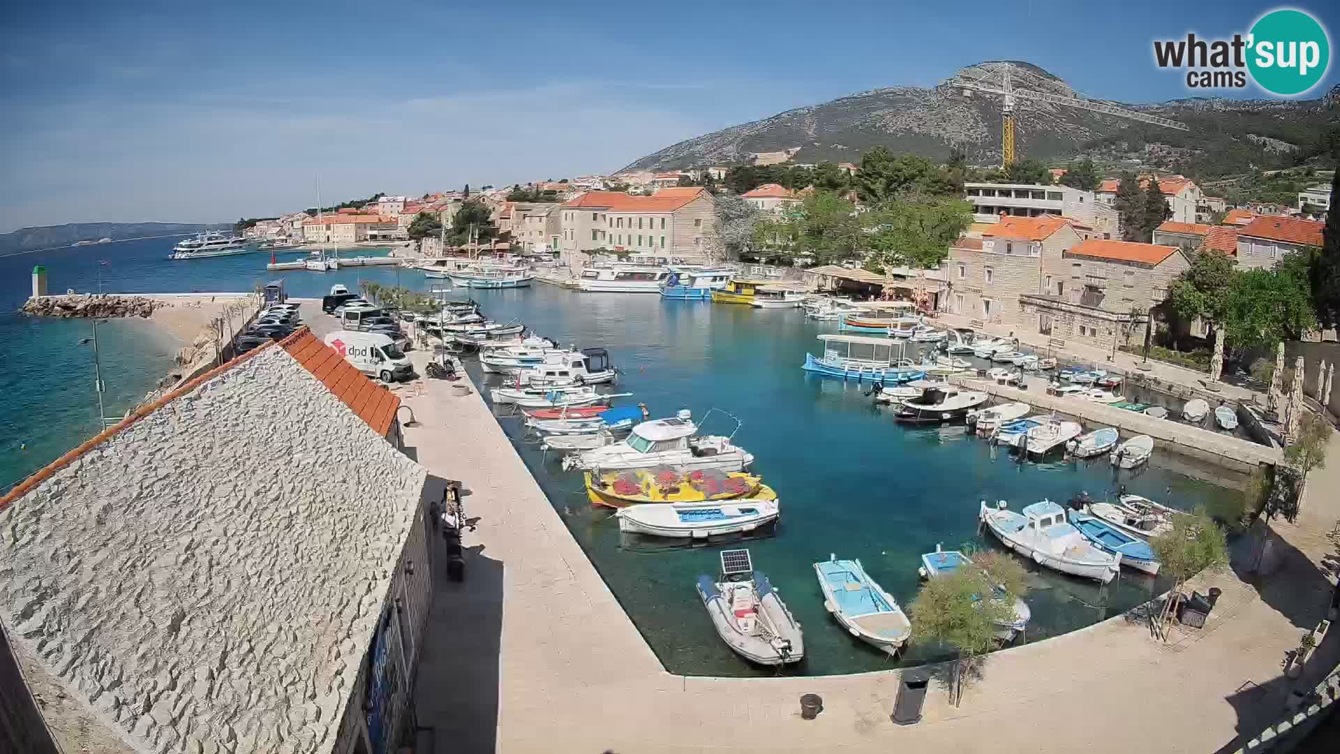 Webcam Bol Harbour – Live View of Bol Riva & Marina