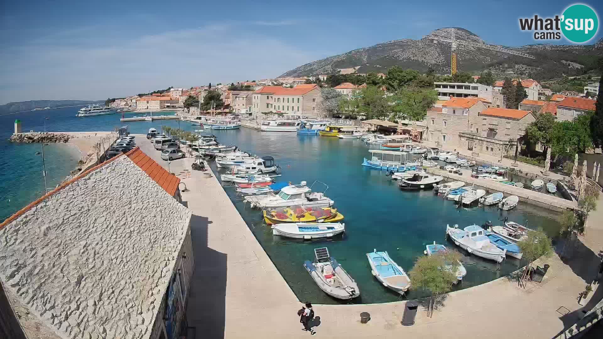 Webcam Bol Harbour – Live View of Bol Riva & Marina