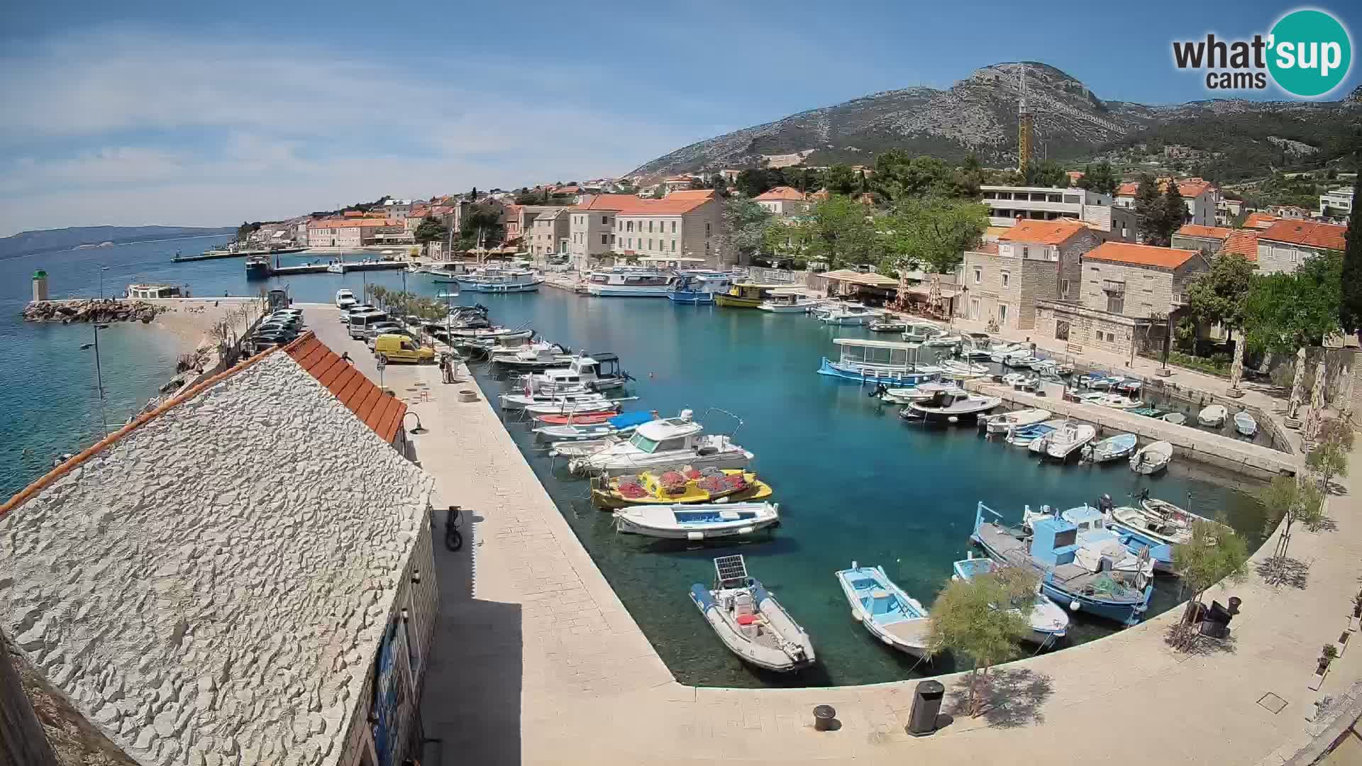 Webcam Bol Harbour – Live View of Bol Riva & Marina