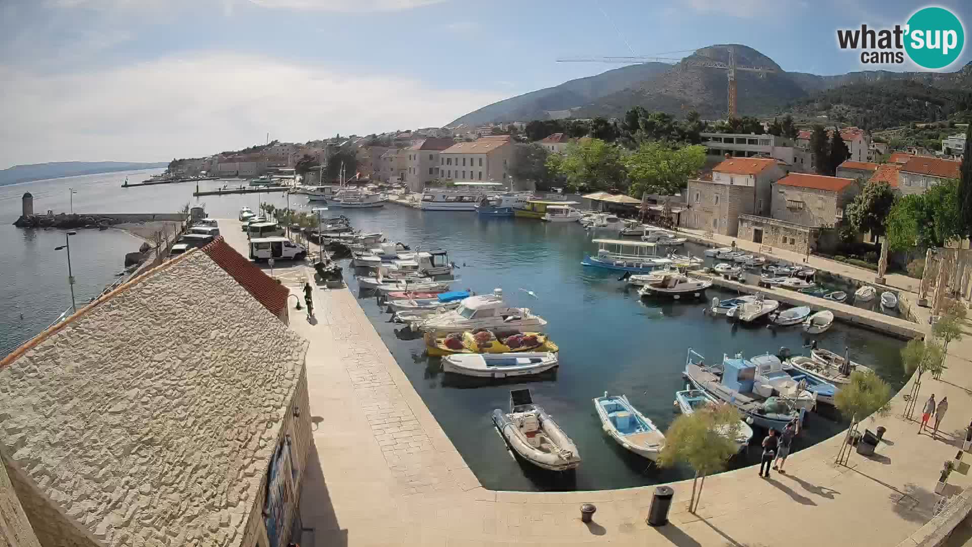 Webcam Bol Harbour – Live View of Bol Riva & Marina