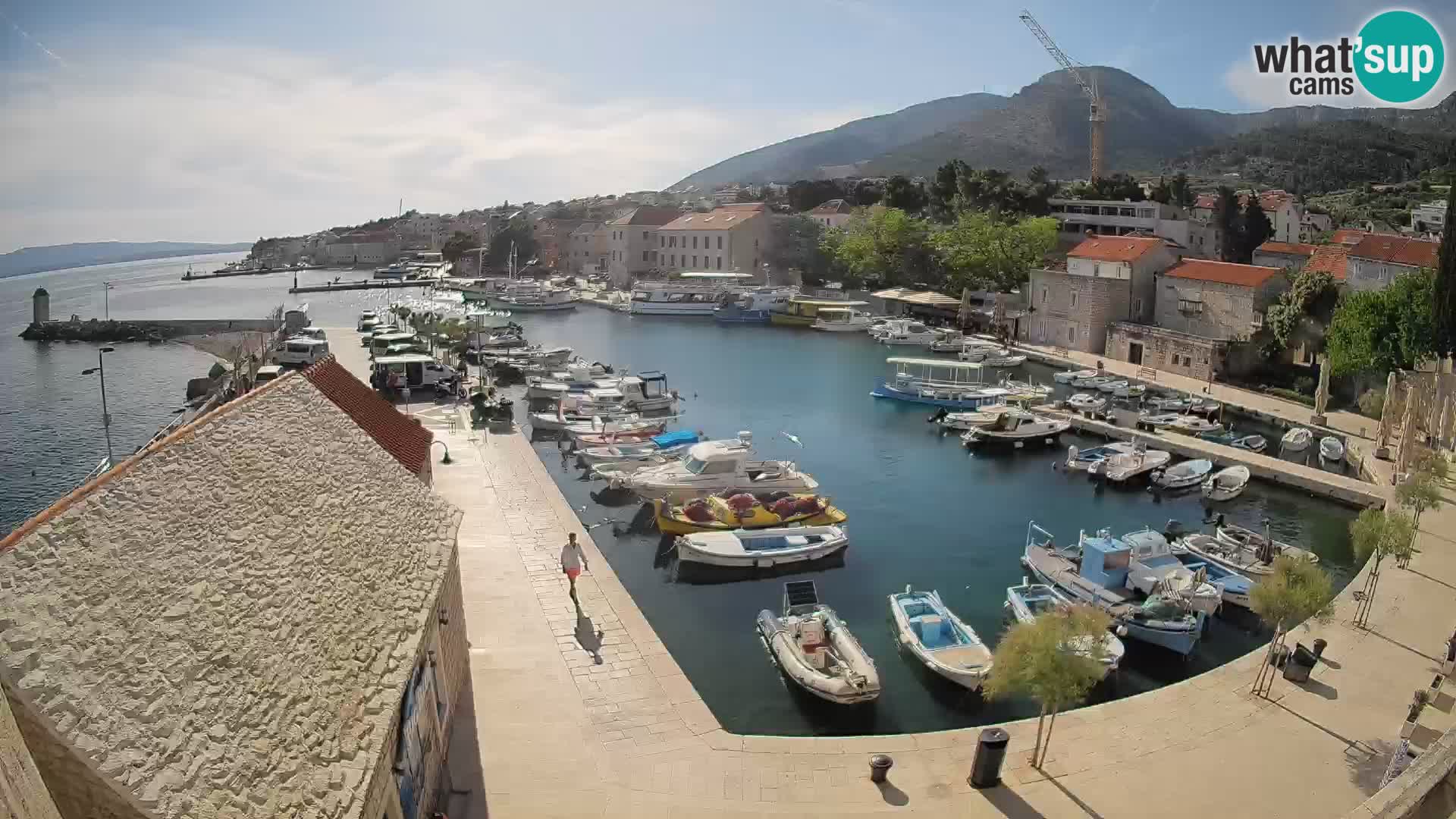 Webcam Bol Hafen – Liveblick auf Bol Riva & Marina