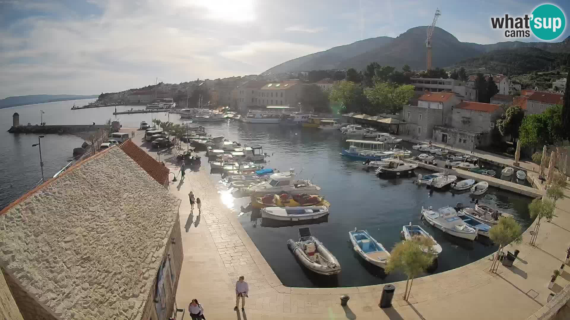 Webcam Bol Harbour – Live View of Bol Riva & Marina