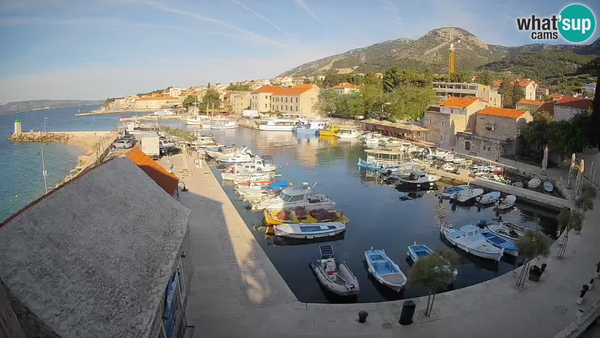Webcam Bol Harbour – Live View of Bol Riva & Marina