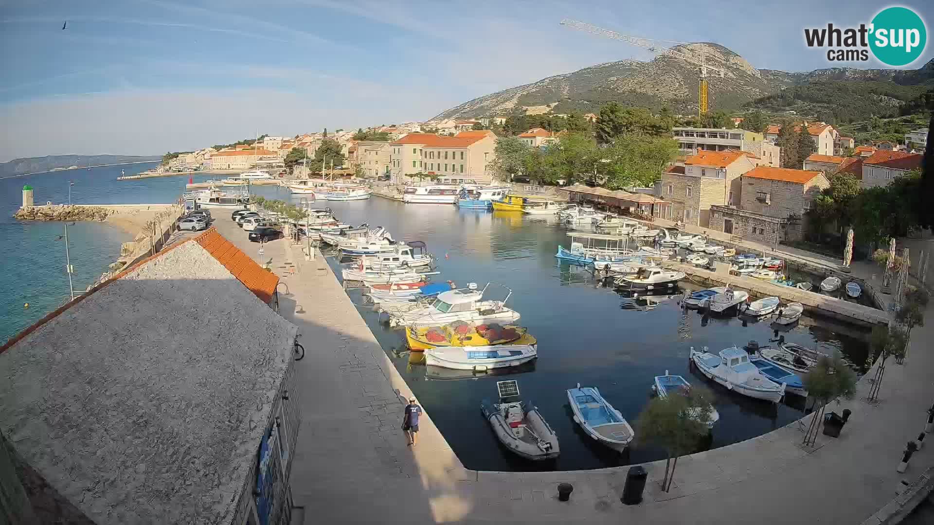 Webcam Bol Harbour – Live View of Bol Riva & Marina