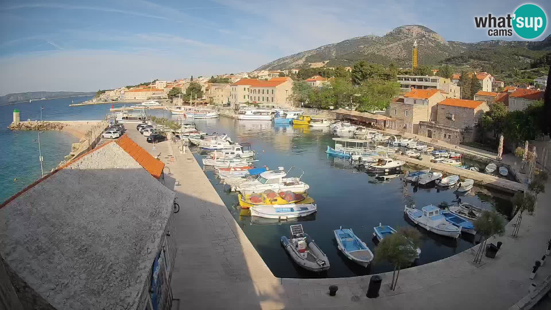 Webcam Bol Harbour – Live View of Bol Riva & Marina