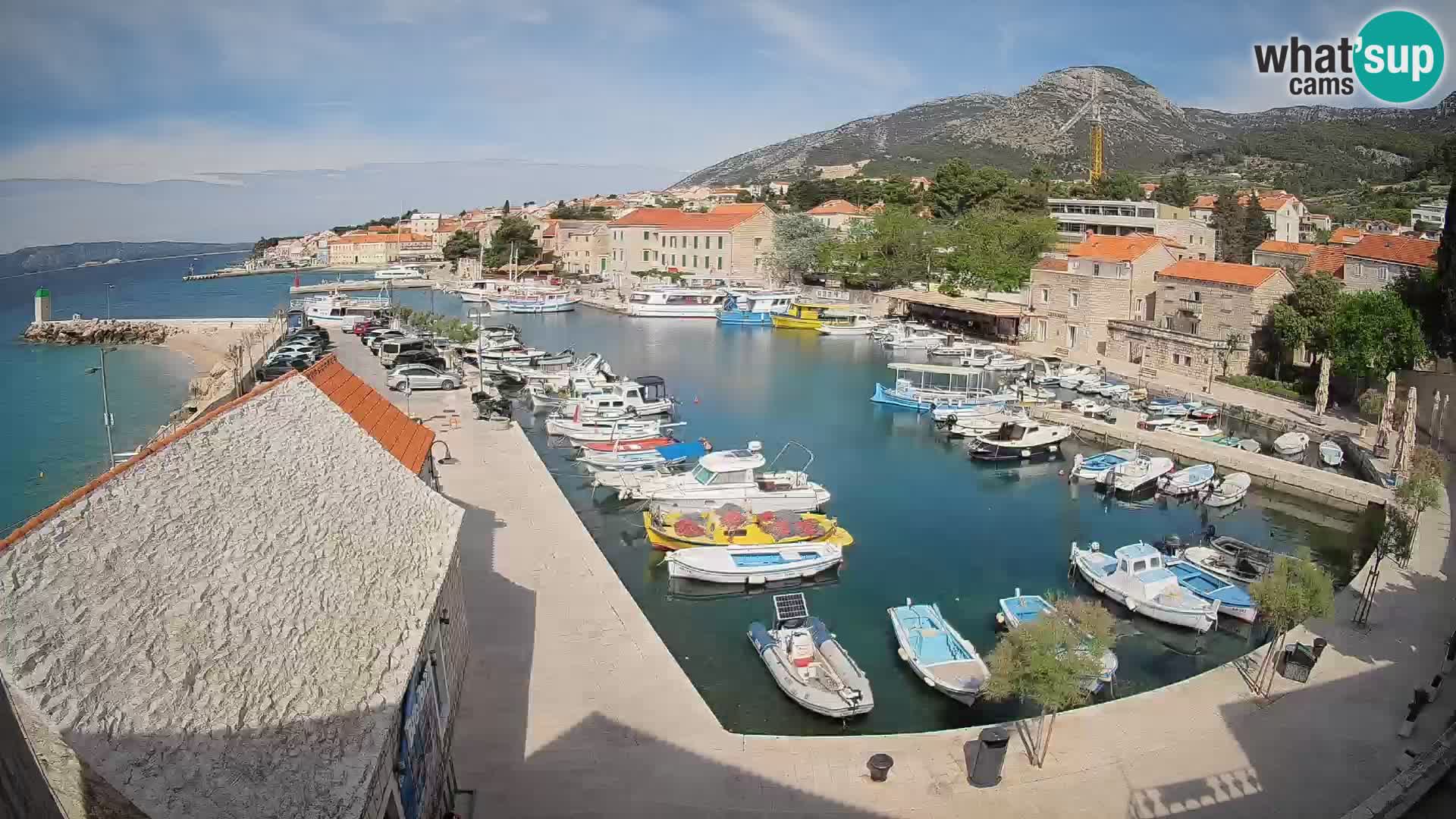 Webcam Bol Hafen – Liveblick auf Bol Riva & Marina