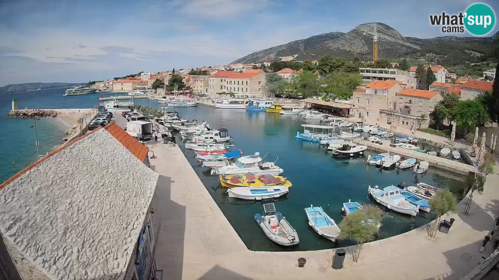 Webcam Bol Hafen – Liveblick auf Bol Riva & Marina