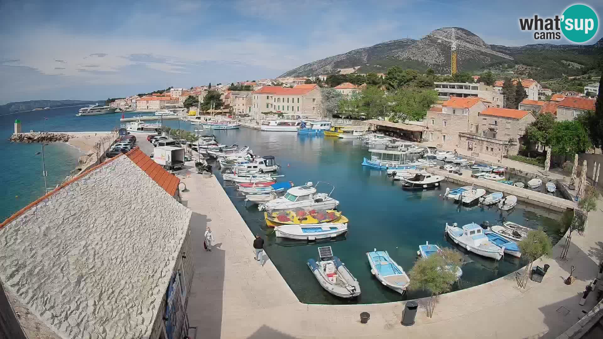 Webcam Bol Hafen – Liveblick auf Bol Riva & Marina