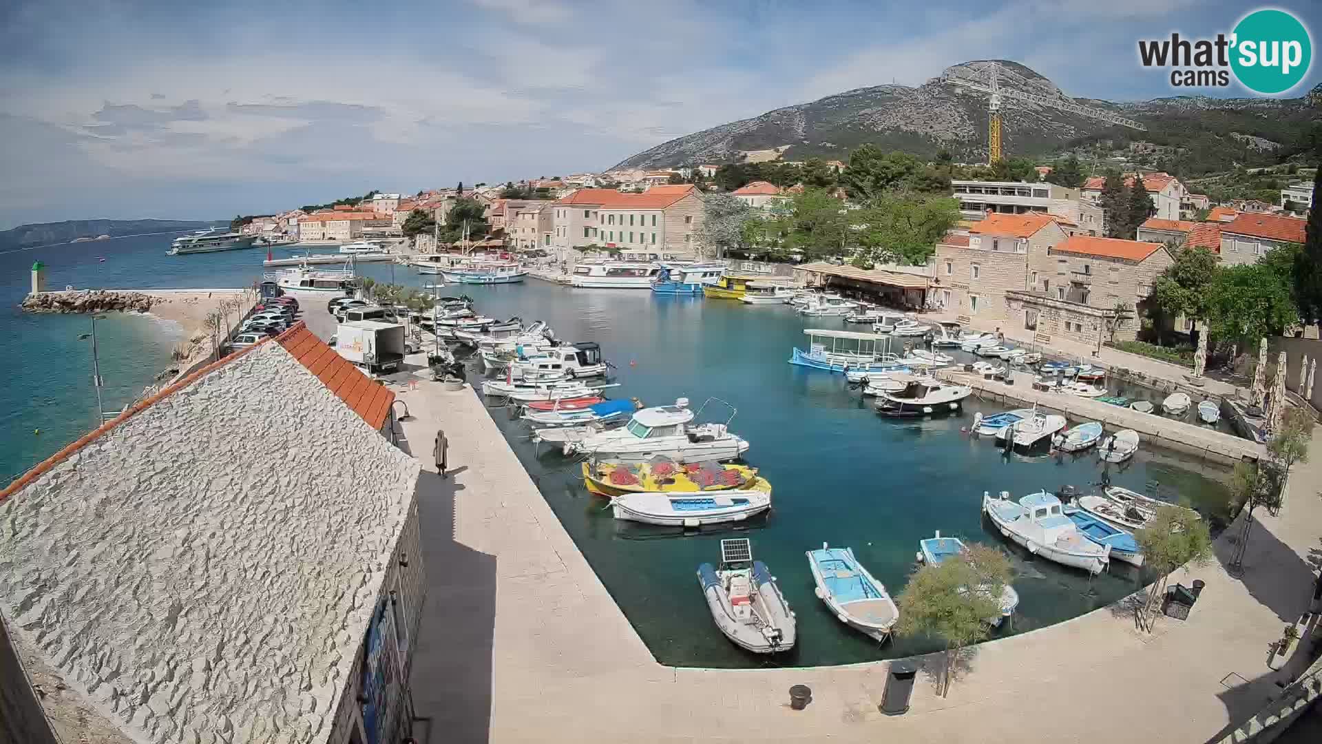 Webcam Bol Harbour – Live View of Bol Riva & Marina