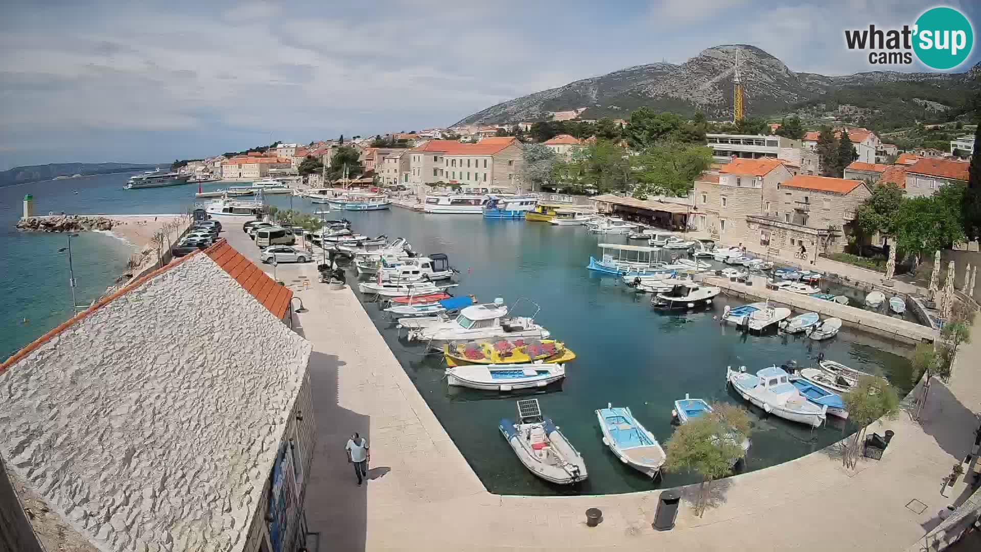 Webcam Bol Harbour – Live View of Bol Riva & Marina
