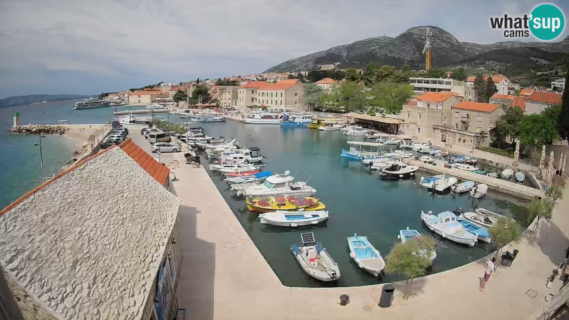 Webcam Bol Harbour – Live View of Bol Riva & Marina