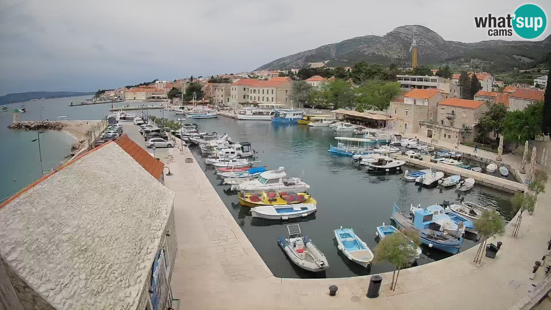 Webcam Bol Harbour – Live View of Bol Riva & Marina