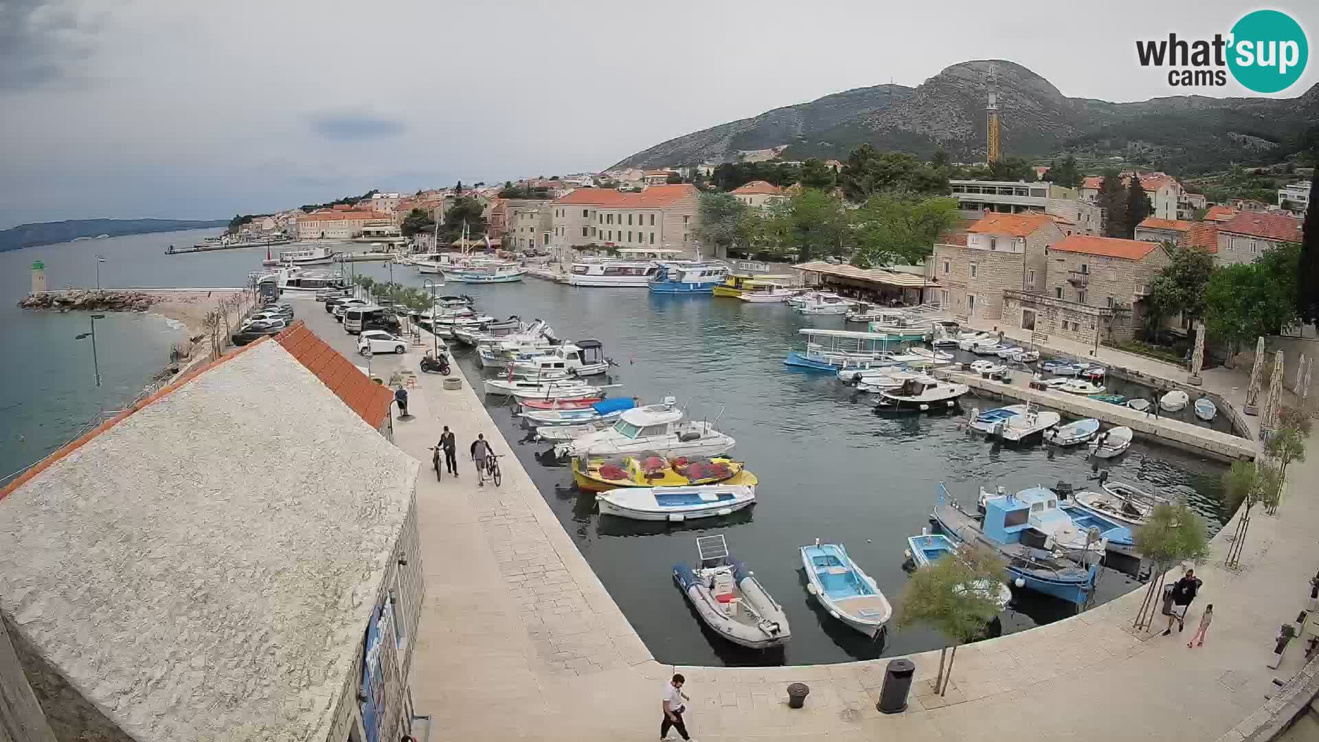 Webcam Bol Harbour – Live View of Bol Riva & Marina