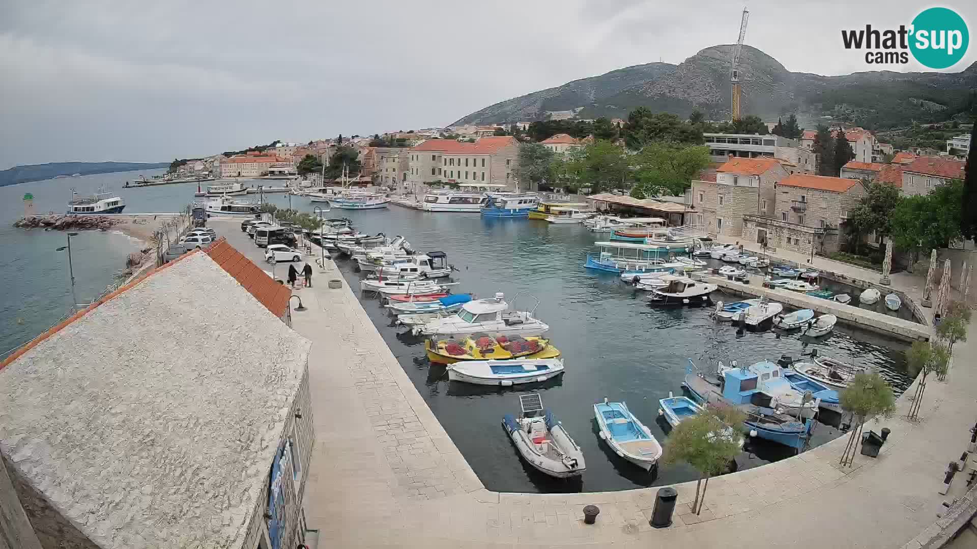 Webcam Bol Harbour – Live View of Bol Riva & Marina