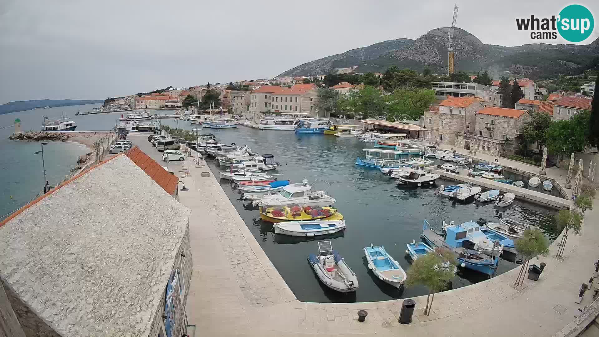 Webcam Bol Harbour – Live View of Bol Riva & Marina