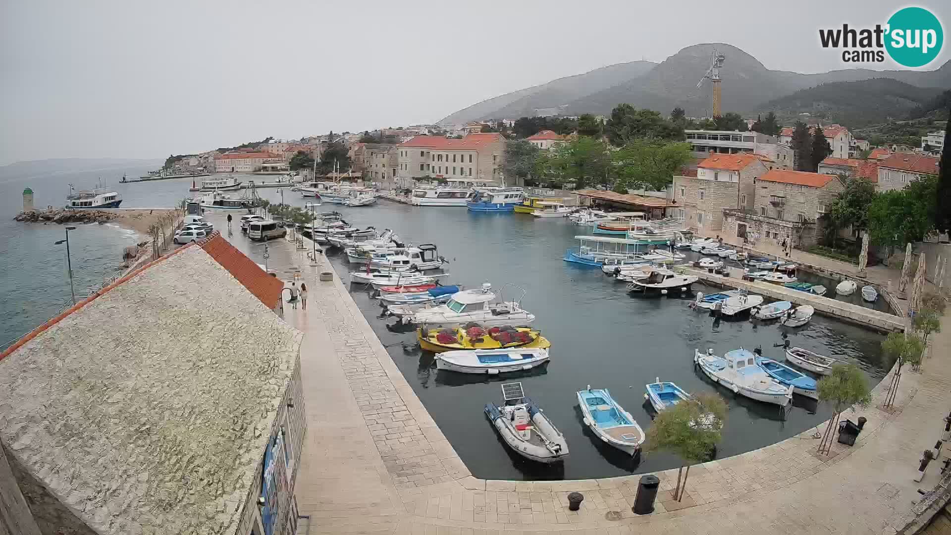 Webcam Bol Harbour – Live View of Bol Riva & Marina