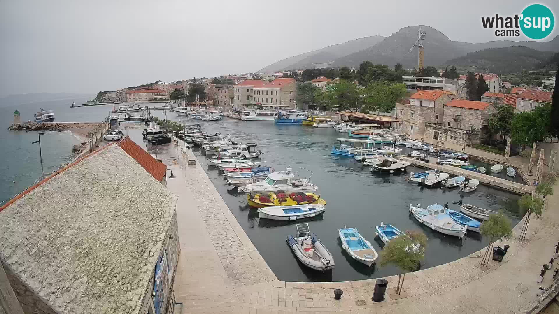 Webcam Bol Harbour – Live View of Bol Riva & Marina
