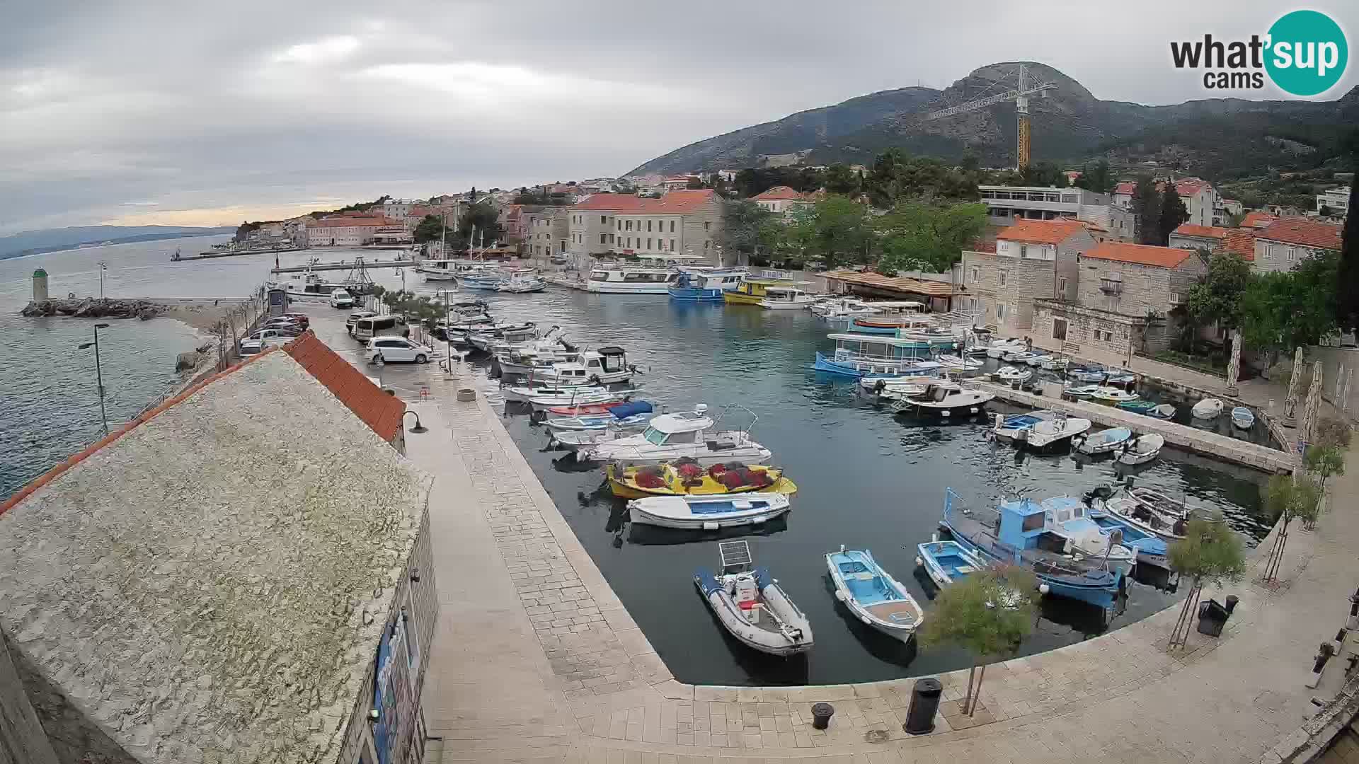 Webcam Bol Hafen – Liveblick auf Bol Riva & Marina