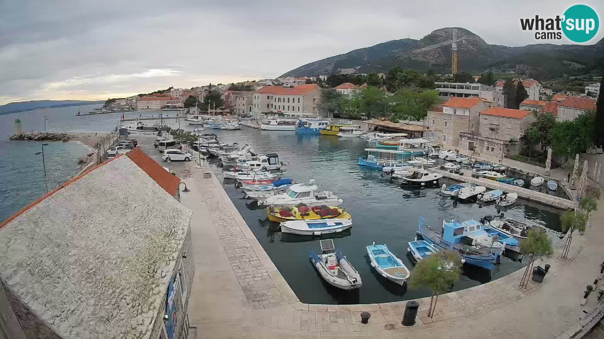 Webcam Bol Harbour – Live View of Bol Riva & Marina