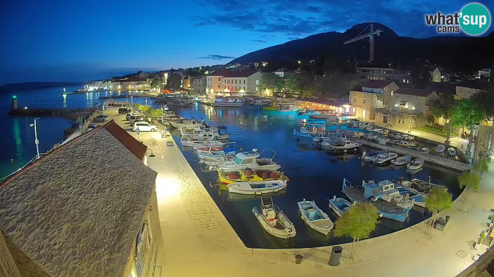 Webcam Bol Harbour – Live View of Bol Riva & Marina