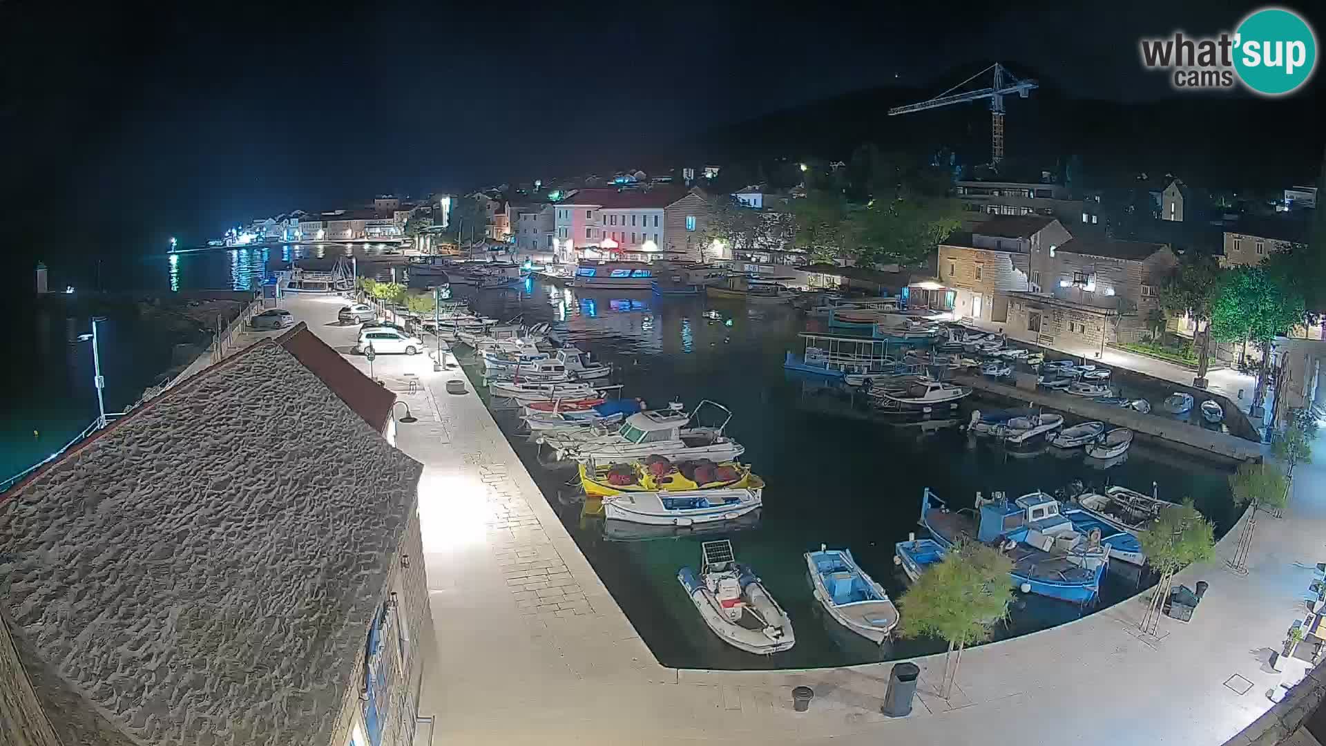 Webcam Bol Harbour – Live View of Bol Riva & Marina
