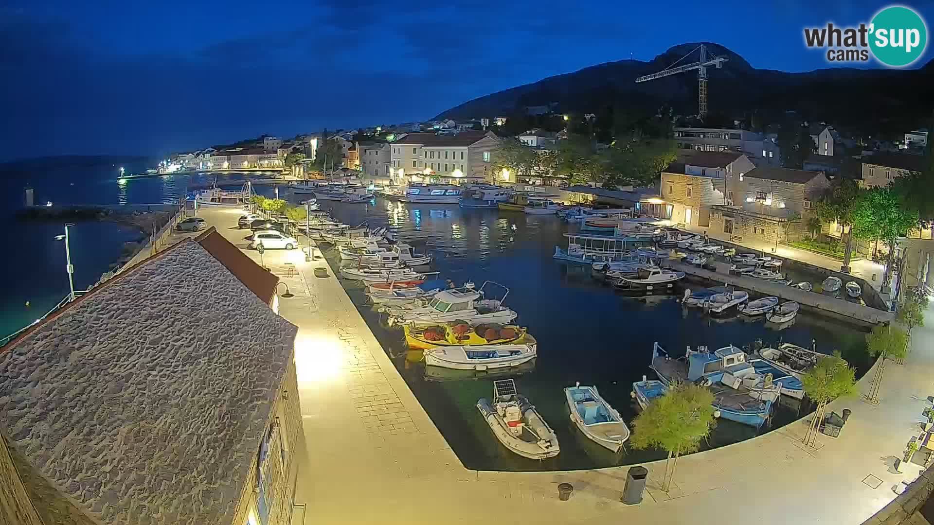Webcam Bol Hafen – Liveblick auf Bol Riva & Marina