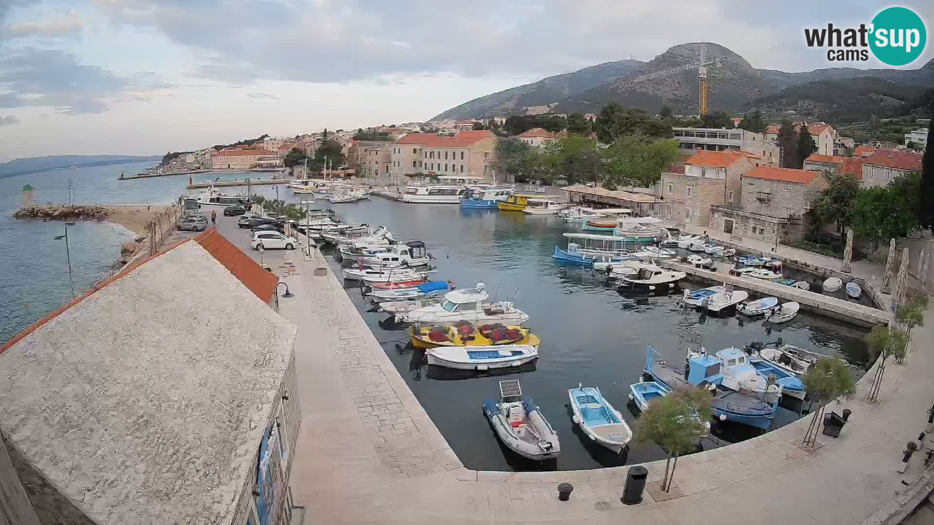 Webcam Bol Harbour – Live View of Bol Riva & Marina