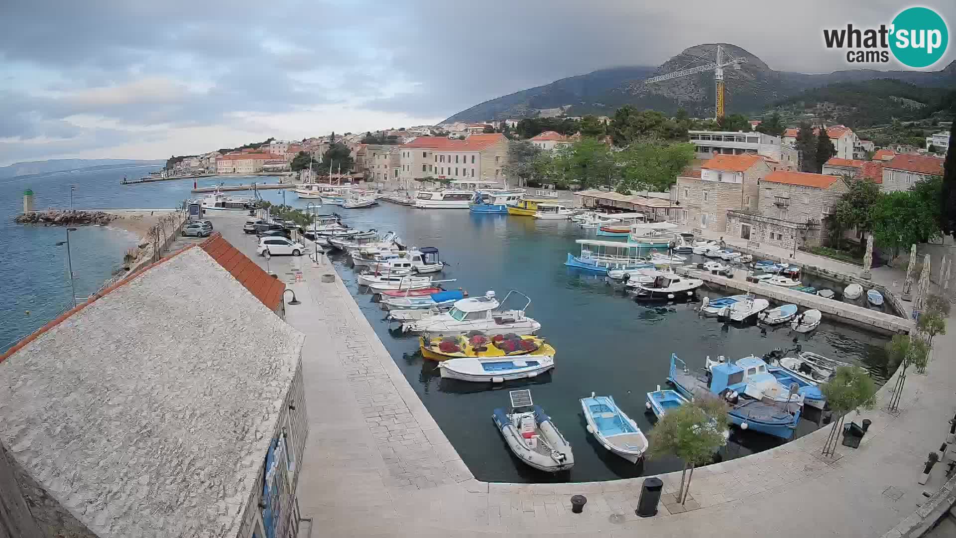 Webcam Bol Harbour – Live View of Bol Riva & Marina