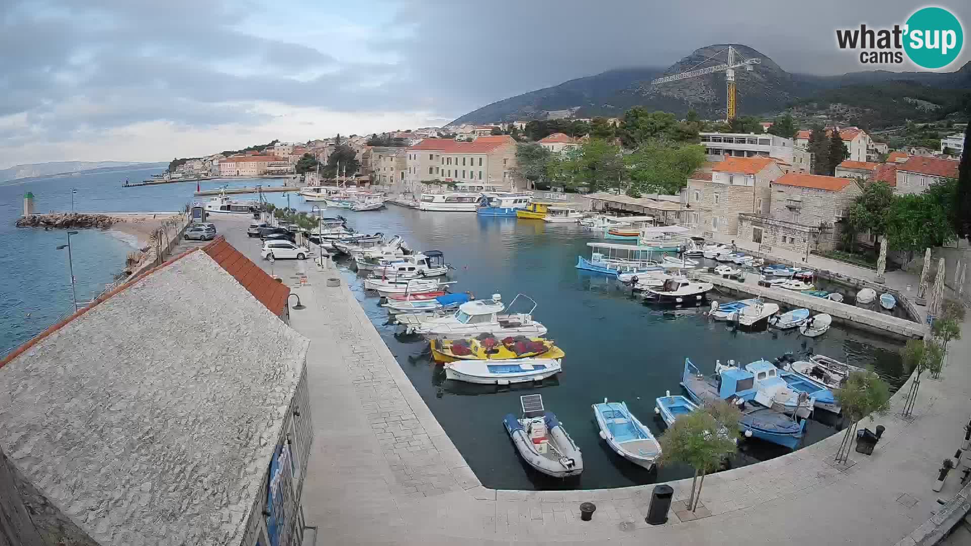 Webcam Bol Harbour – Live View of Bol Riva & Marina