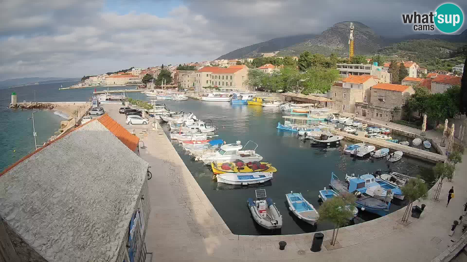 Webcam Bol Harbour – Live View of Bol Riva & Marina