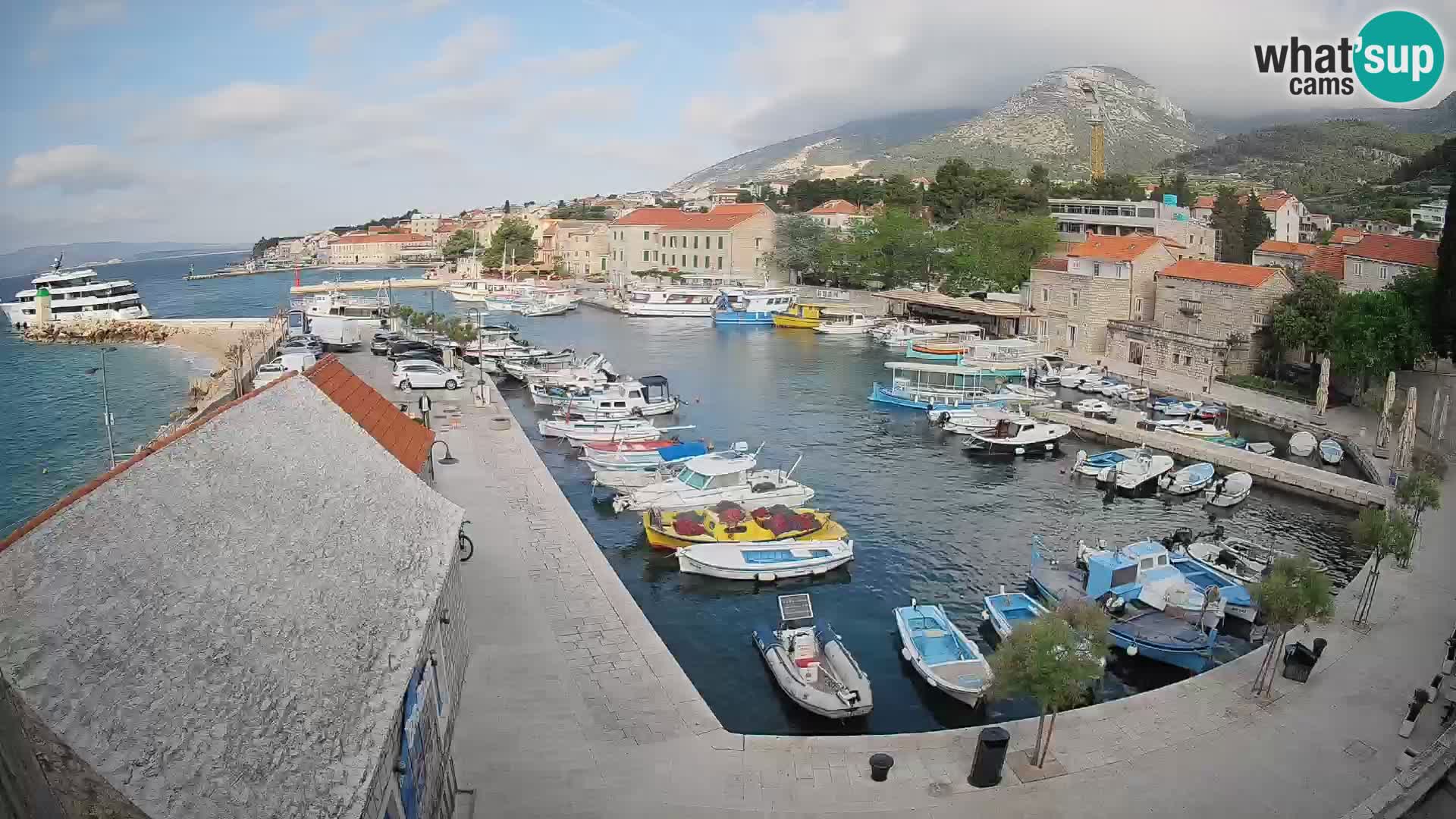 Webcam Bol Hafen – Liveblick auf Bol Riva & Marina