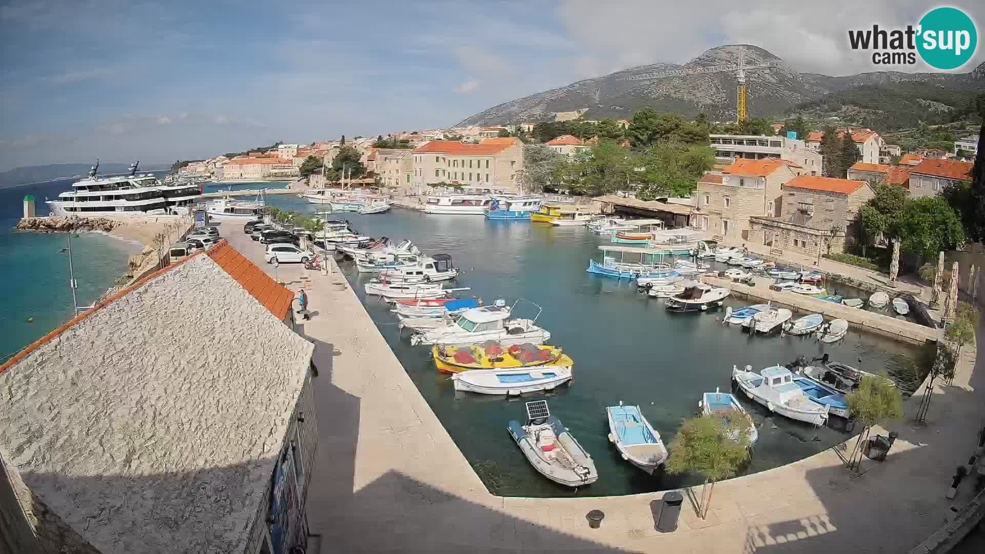 Webcam Bol Harbour – Live View of Bol Riva & Marina