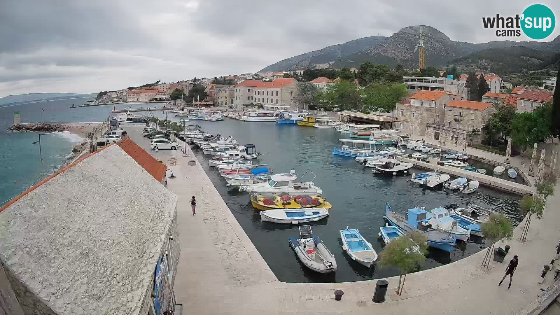 Webcam Bol Harbour – Live View of Bol Riva & Marina