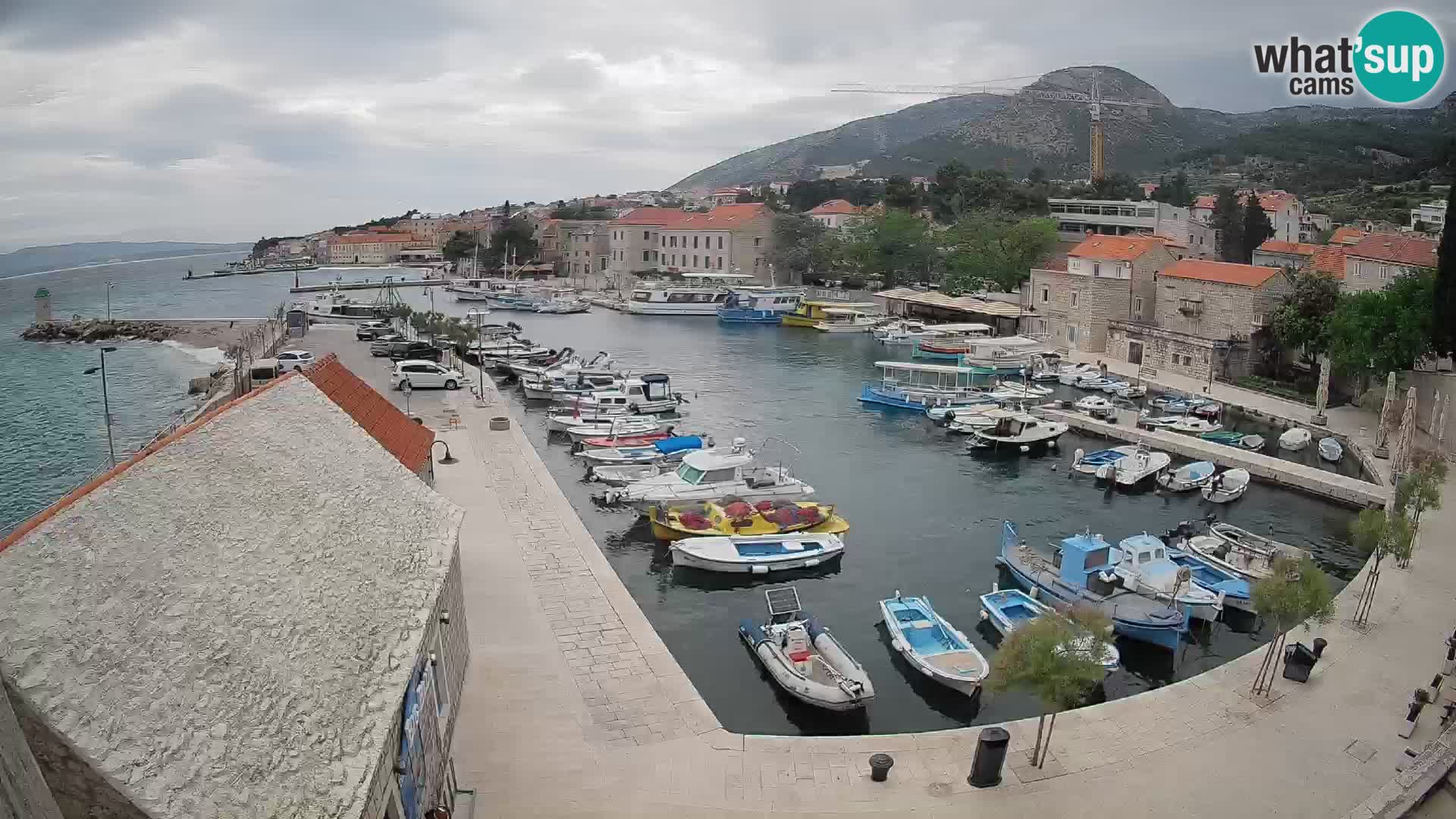 Webcam Bol Harbour – Live View of Bol Riva & Marina