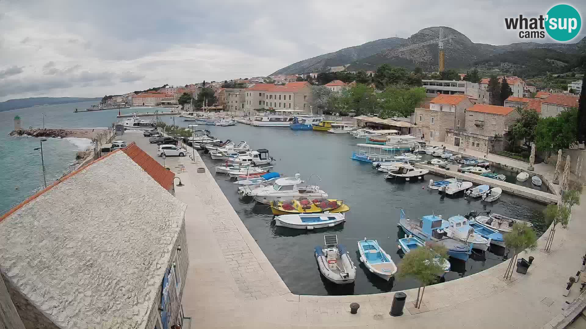 Webcam Bol Harbour – Live View of Bol Riva & Marina