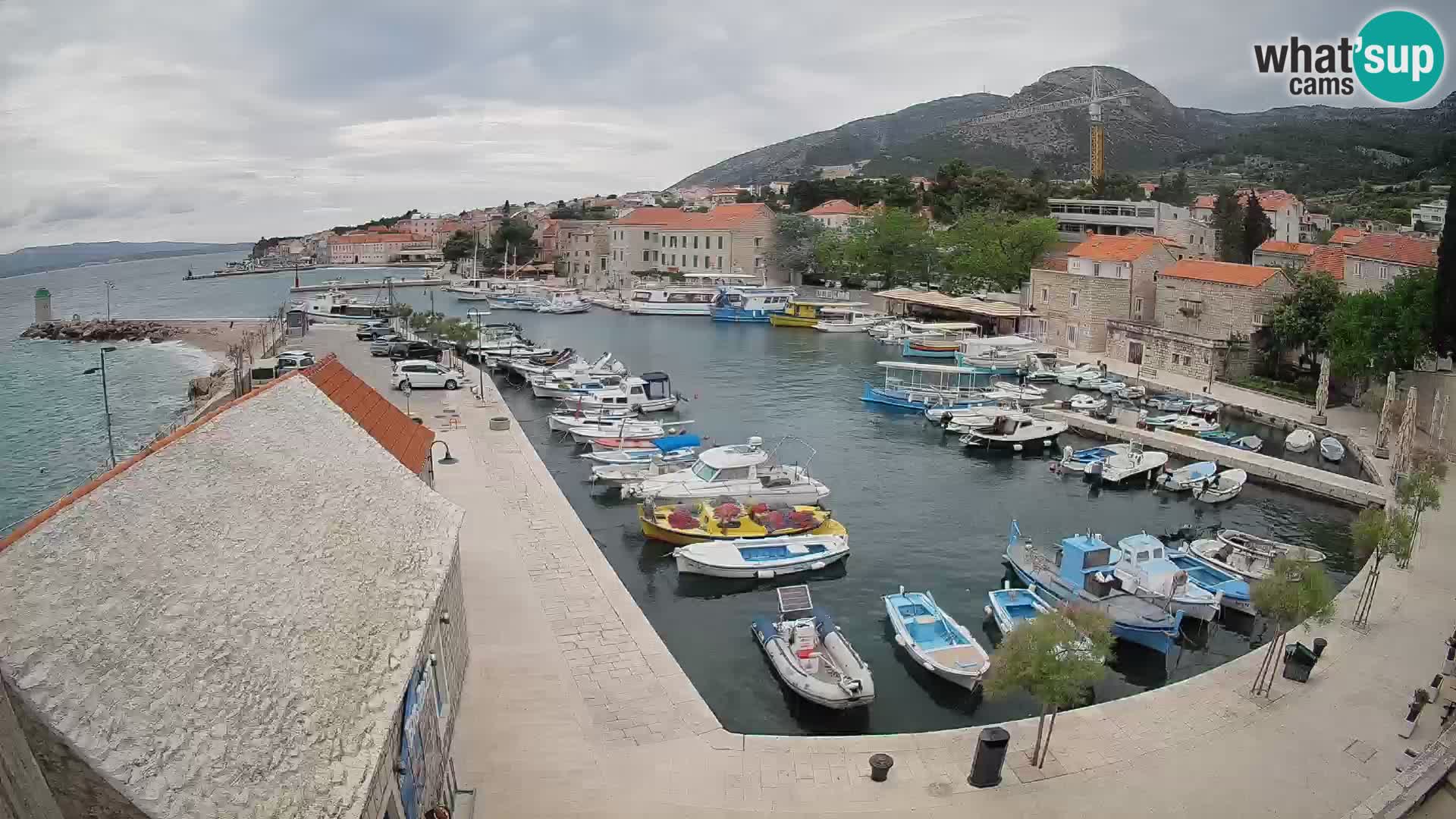 Webcam Bol Harbour – Live View of Bol Riva & Marina