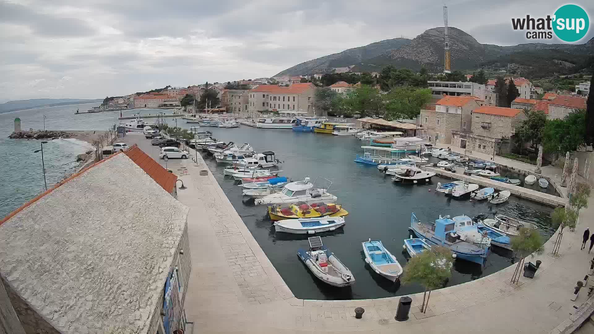 Webcam Bol Harbour – Live View of Bol Riva & Marina