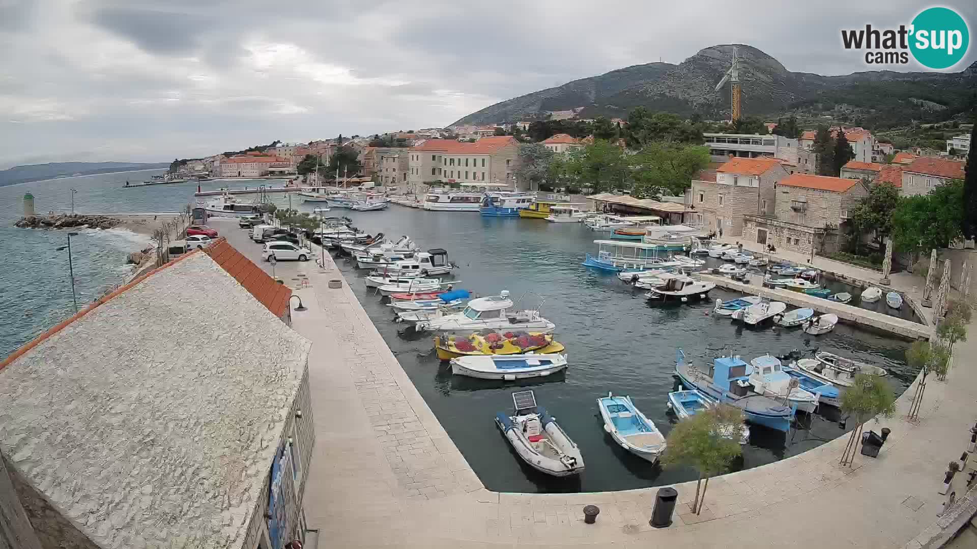 Webcam Bol Harbour – Live View of Bol Riva & Marina