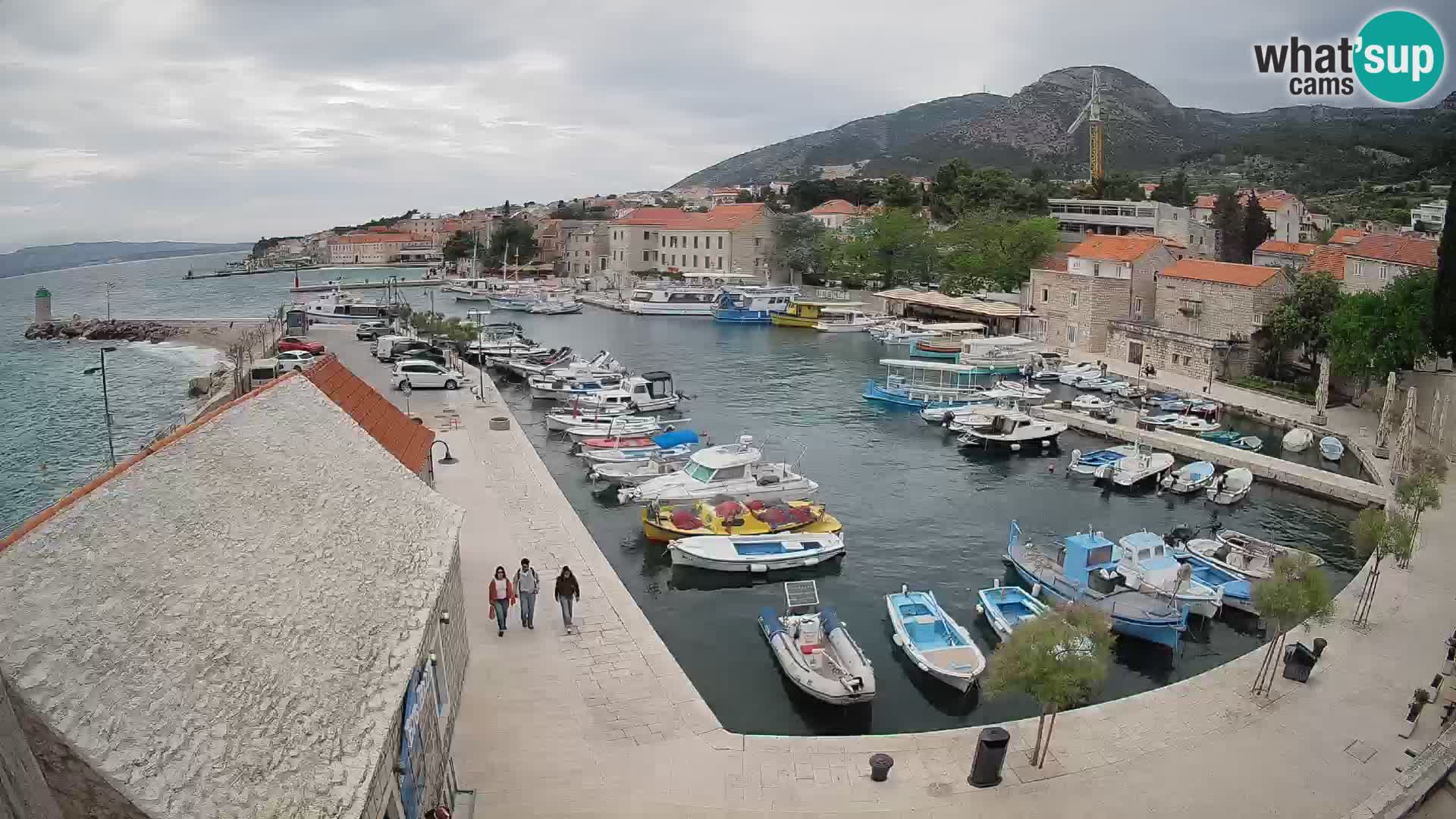 Webcam Bol Harbour – Live View of Bol Riva & Marina