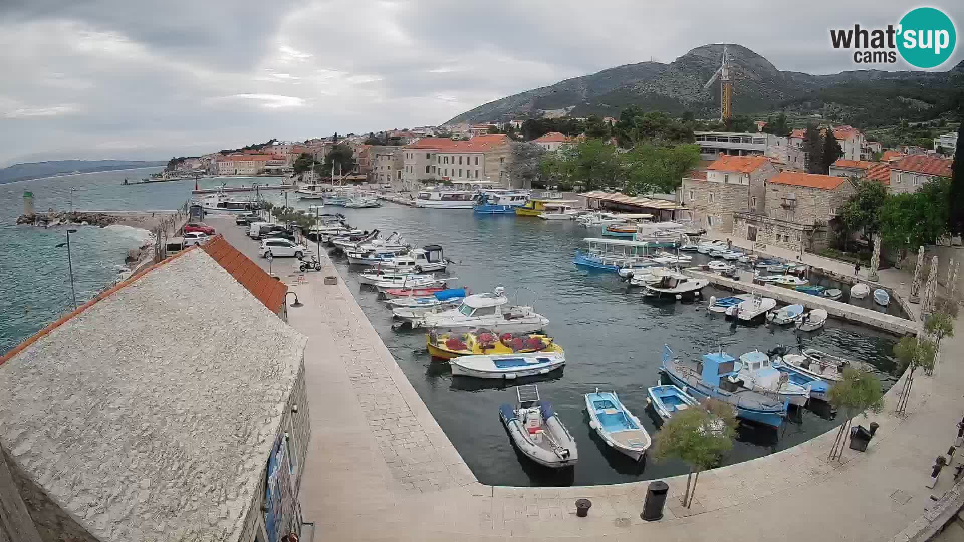 Webcam Bol Harbour – Live View of Bol Riva & Marina