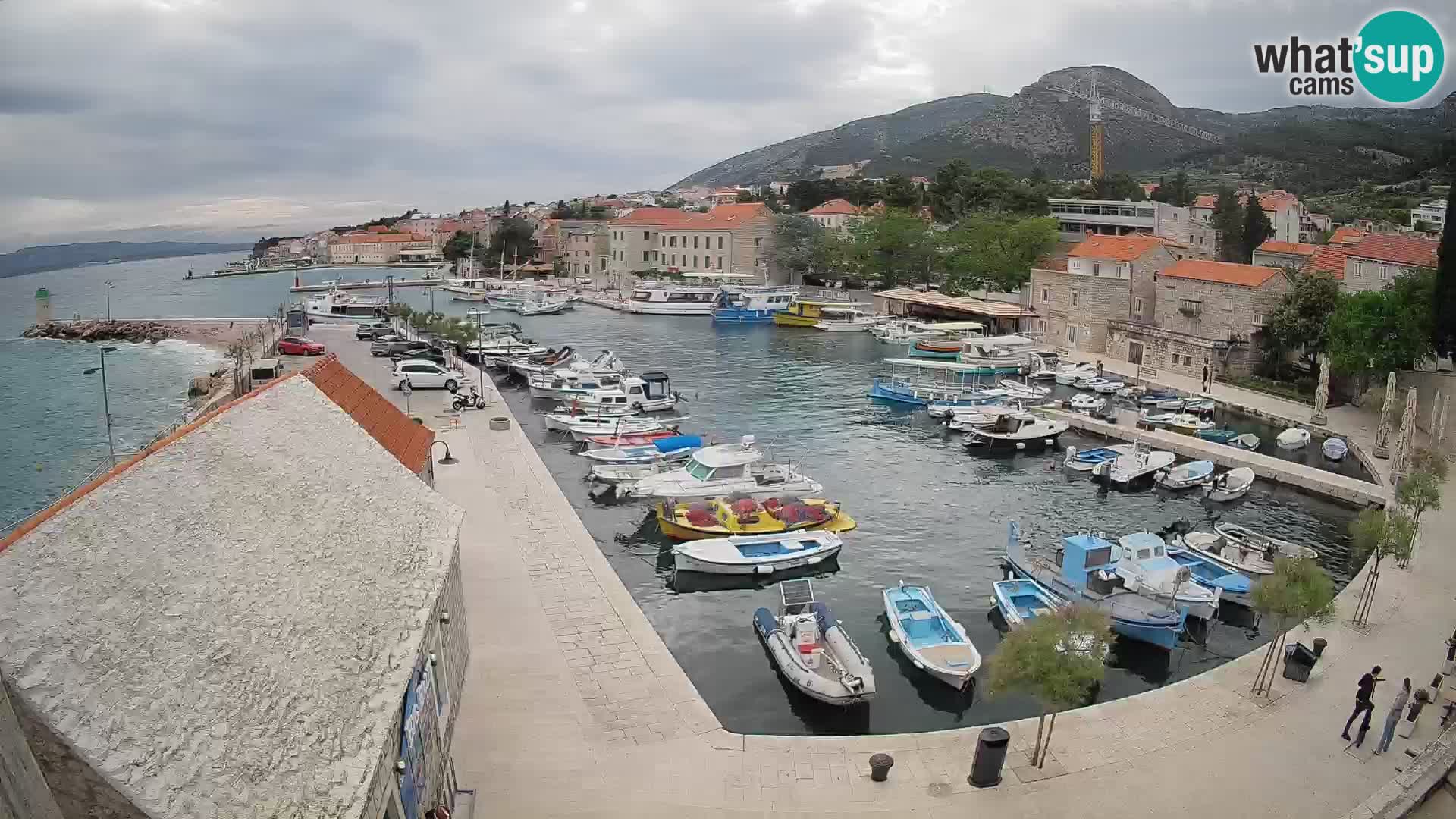 Webcam Bol Harbour – Live View of Bol Riva & Marina
