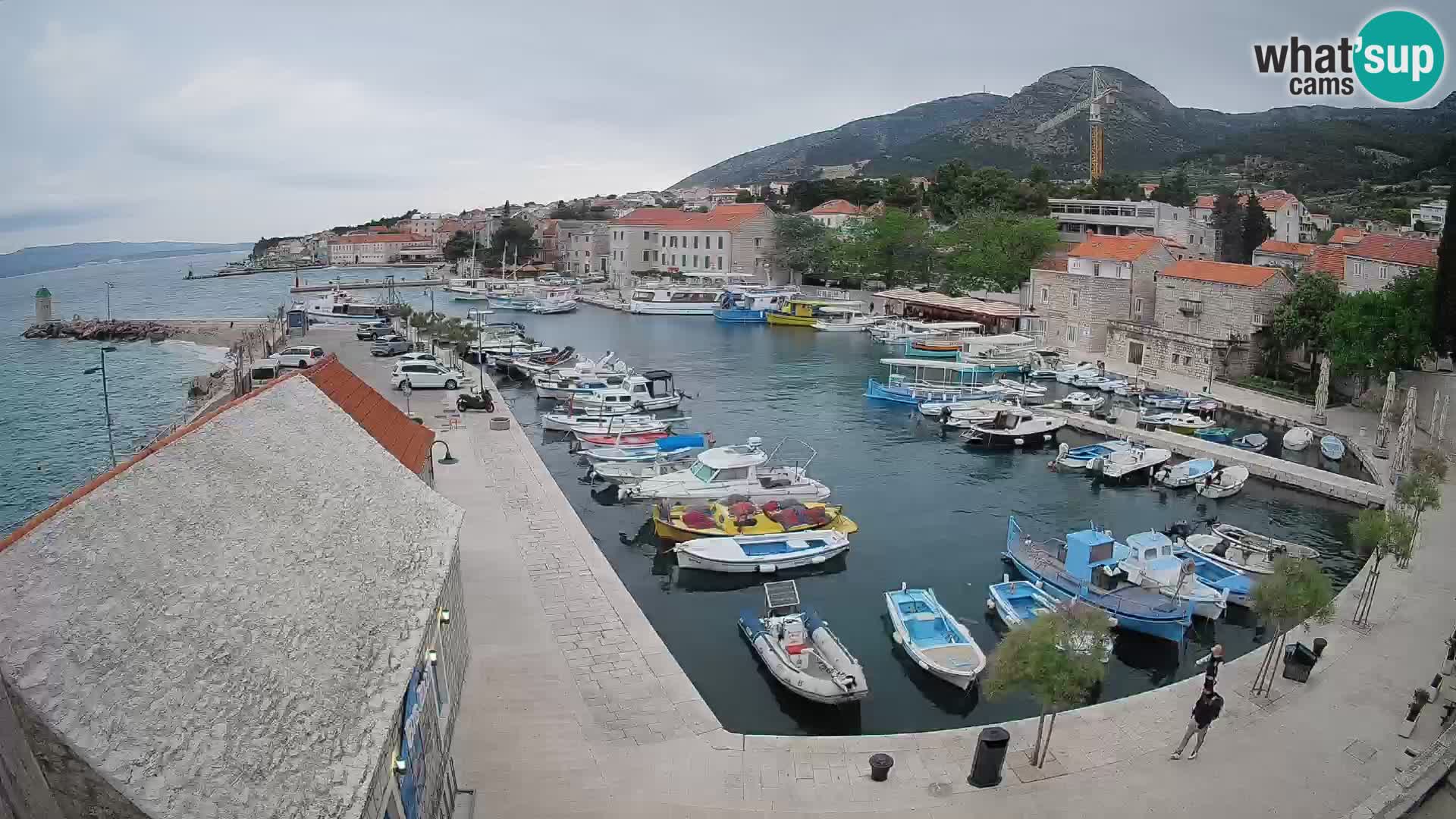 Webcam Bol Harbour – Live View of Bol Riva & Marina