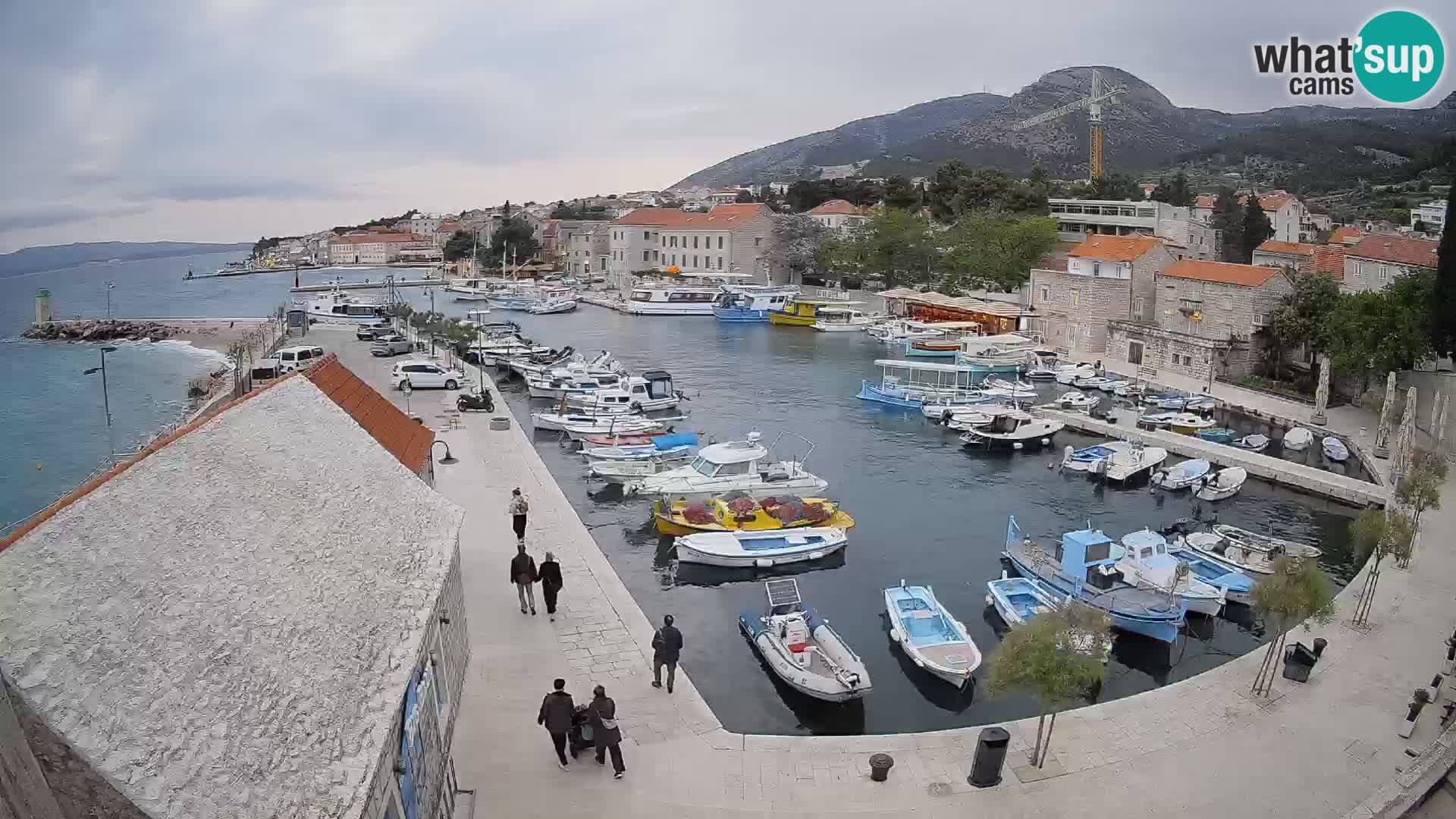 Webcam Bol Harbour – Live View of Bol Riva & Marina