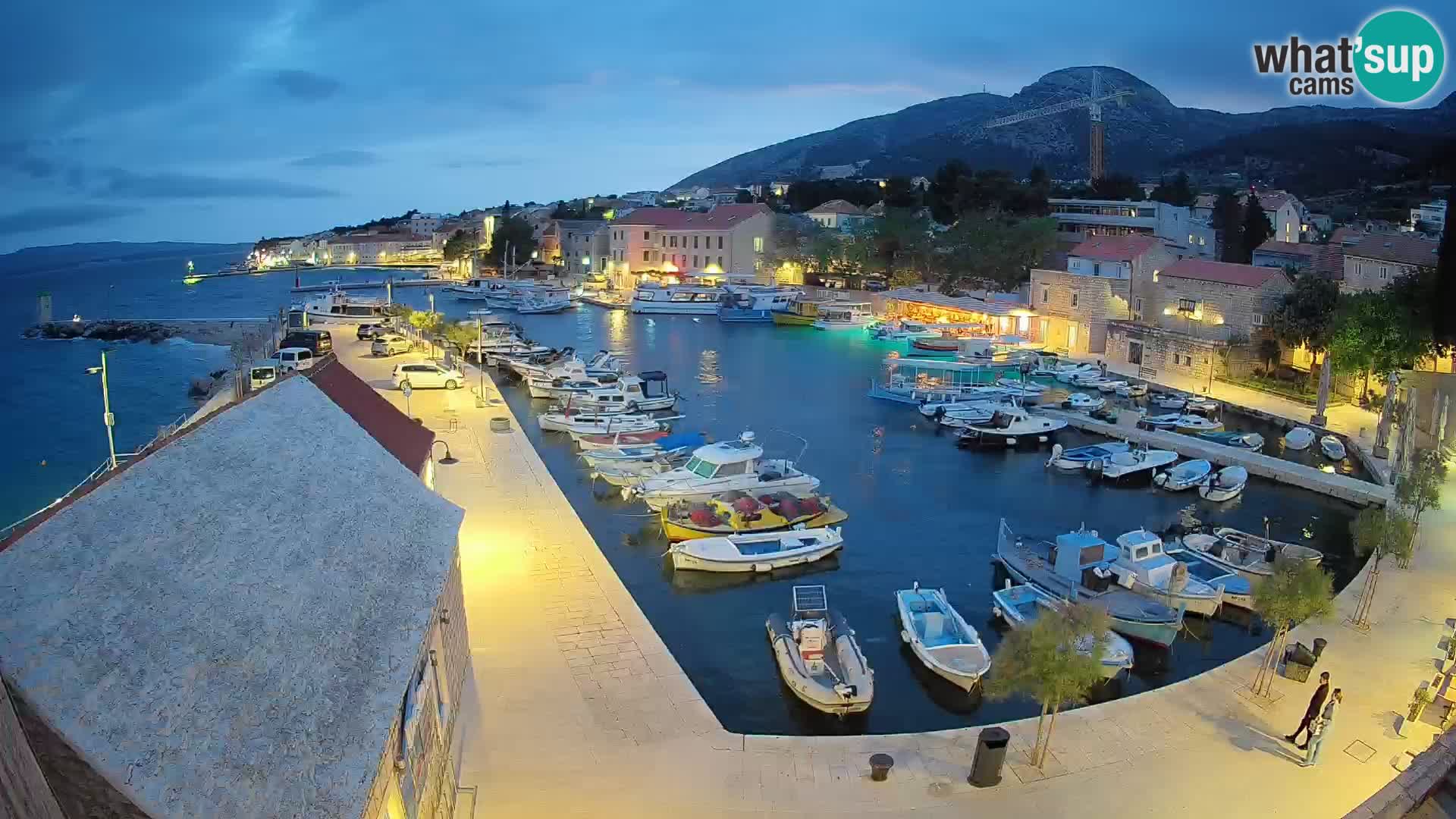 Webcam Bol Hafen – Liveblick auf Bol Riva & Marina