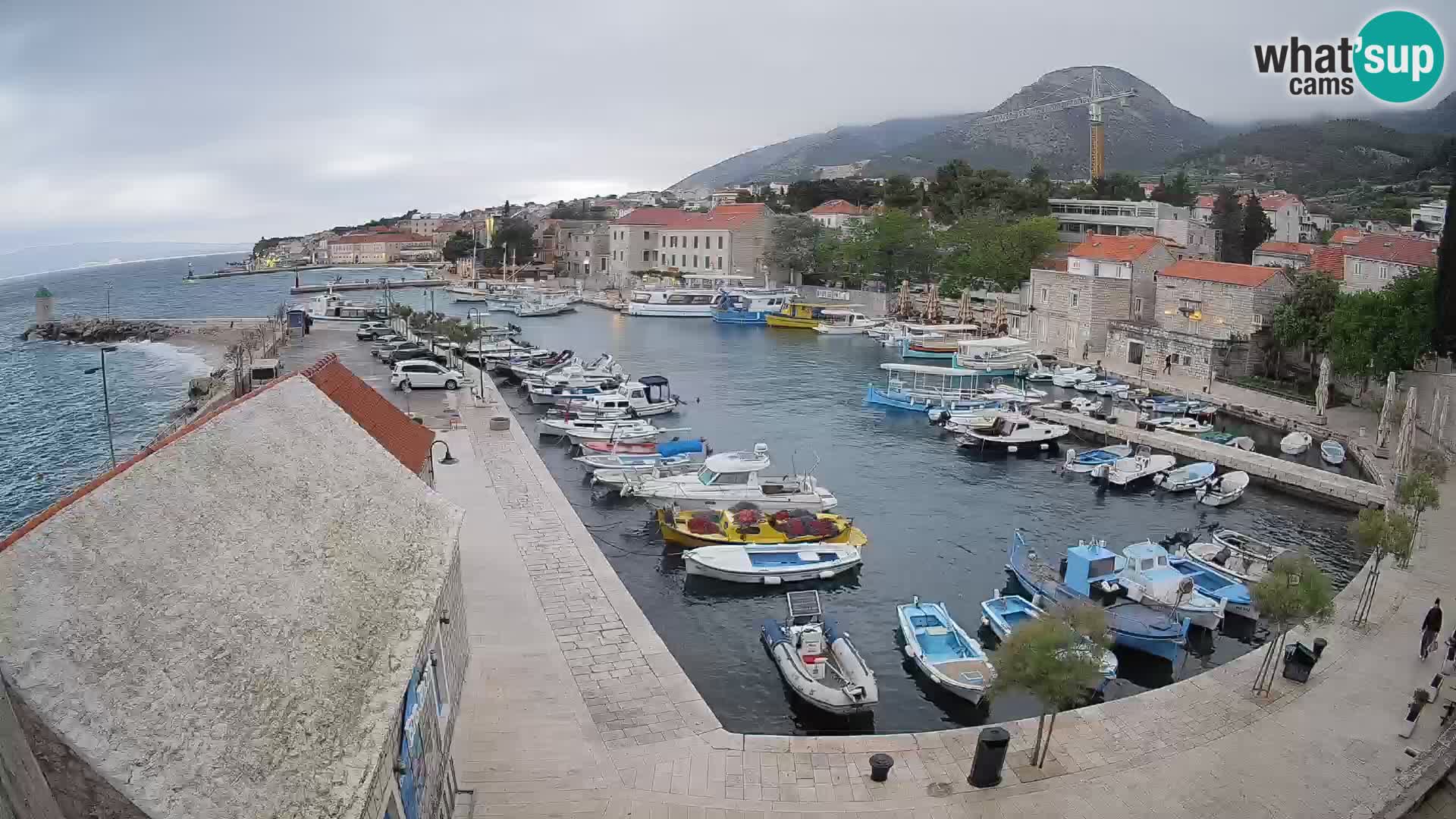 Webcam Bol Harbour – Live View of Bol Riva & Marina