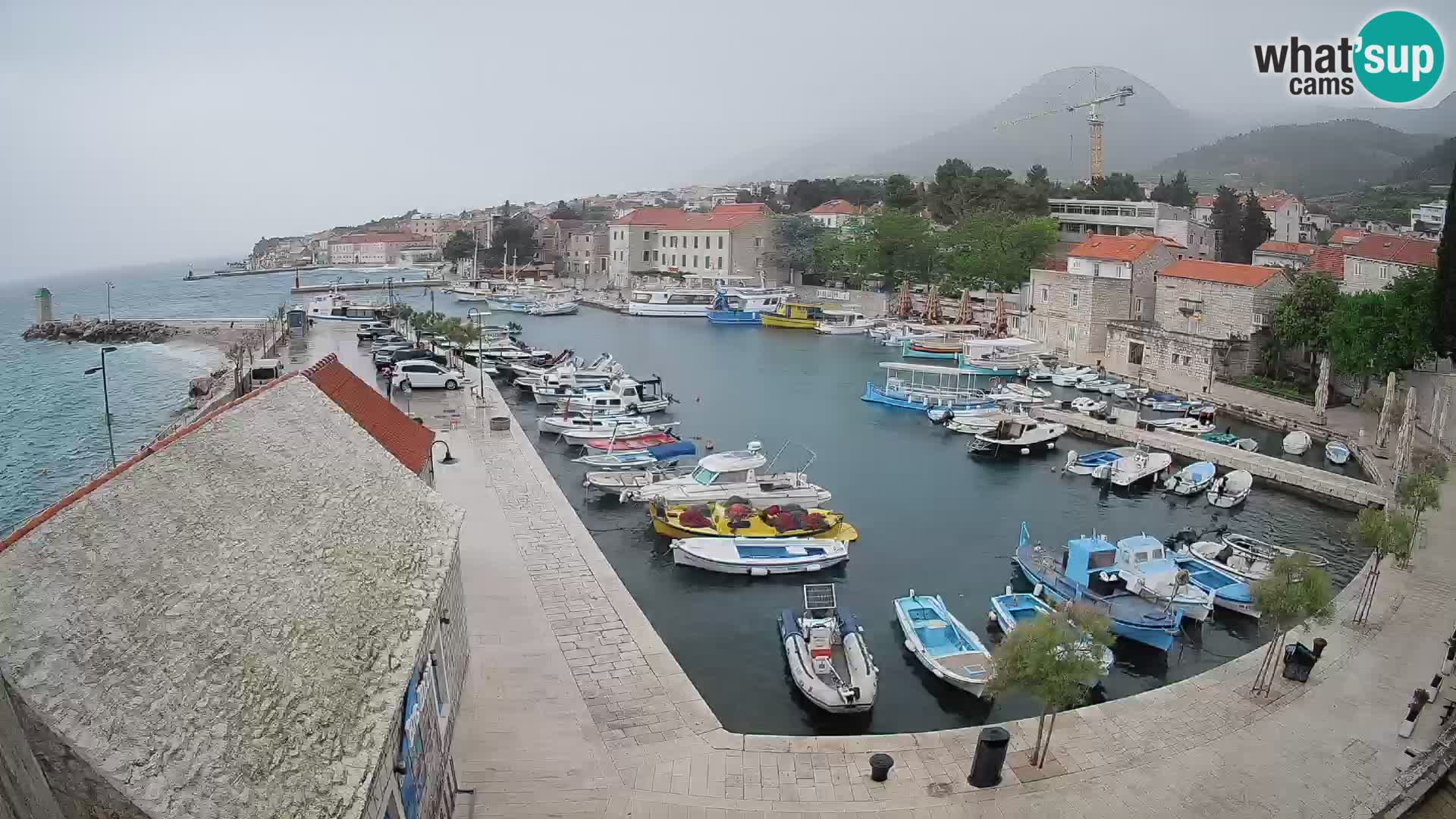 Webcam Bol Harbour – Live View of Bol Riva & Marina