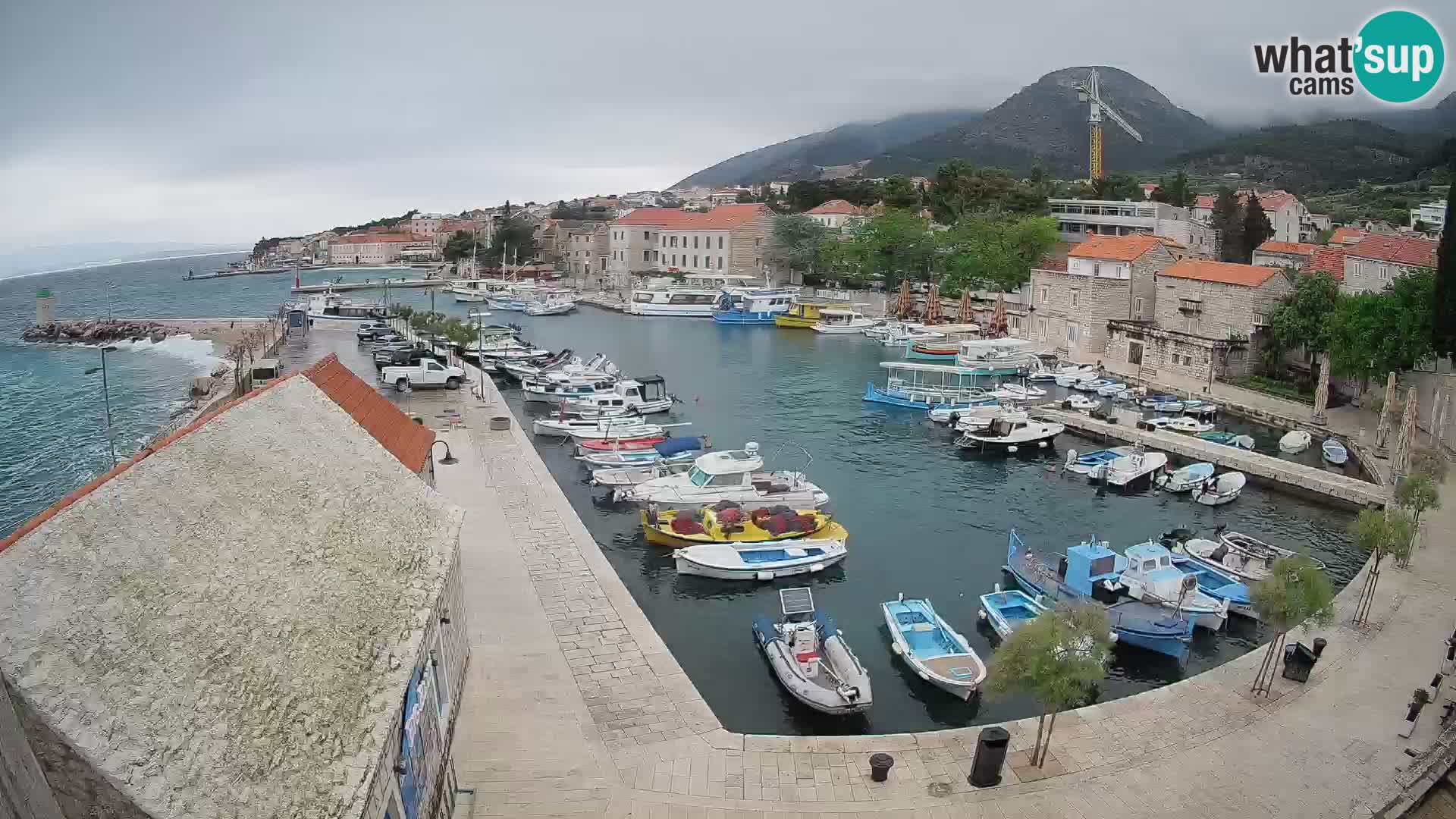 Webcam Bol Harbour – Live View of Bol Riva & Marina