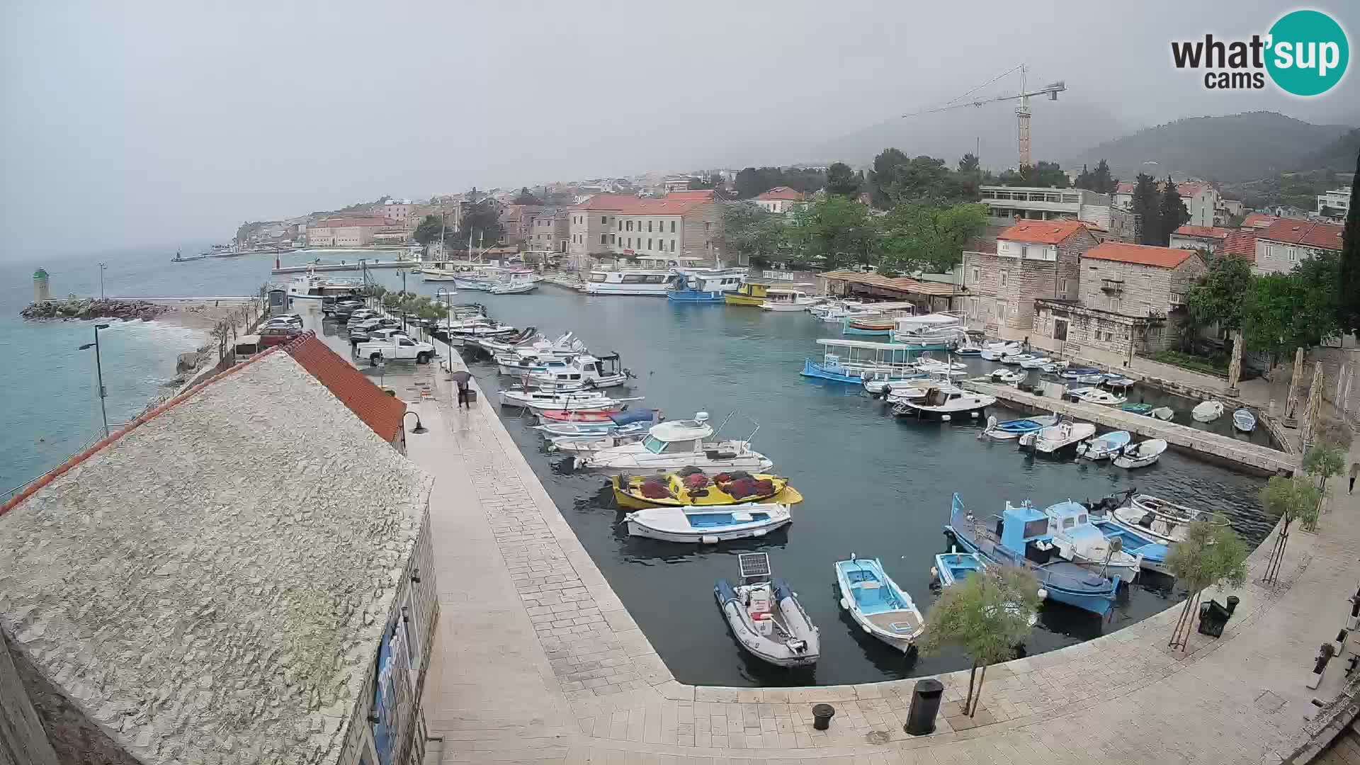 Webcam Bol Harbour – Live View of Bol Riva & Marina