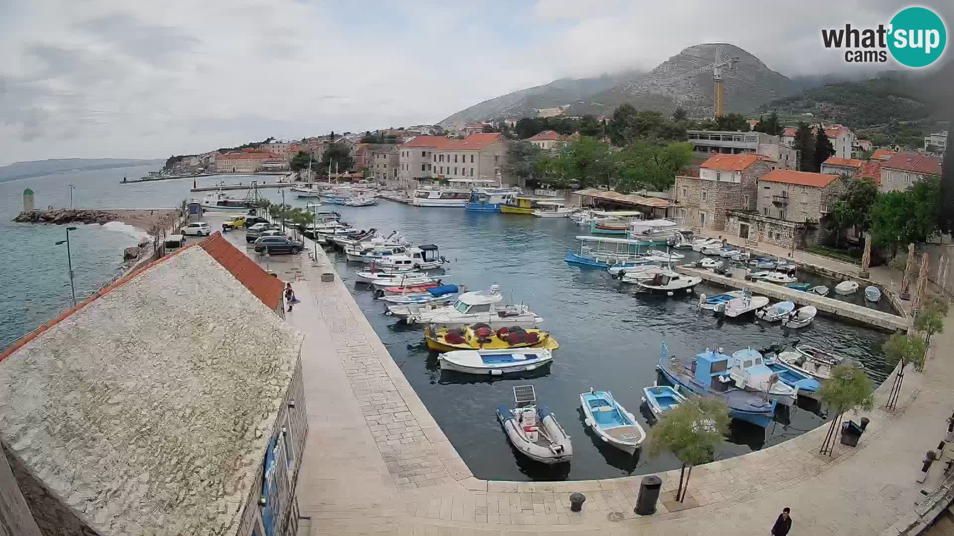 Webcam Bol Harbour – Live View of Bol Riva & Marina